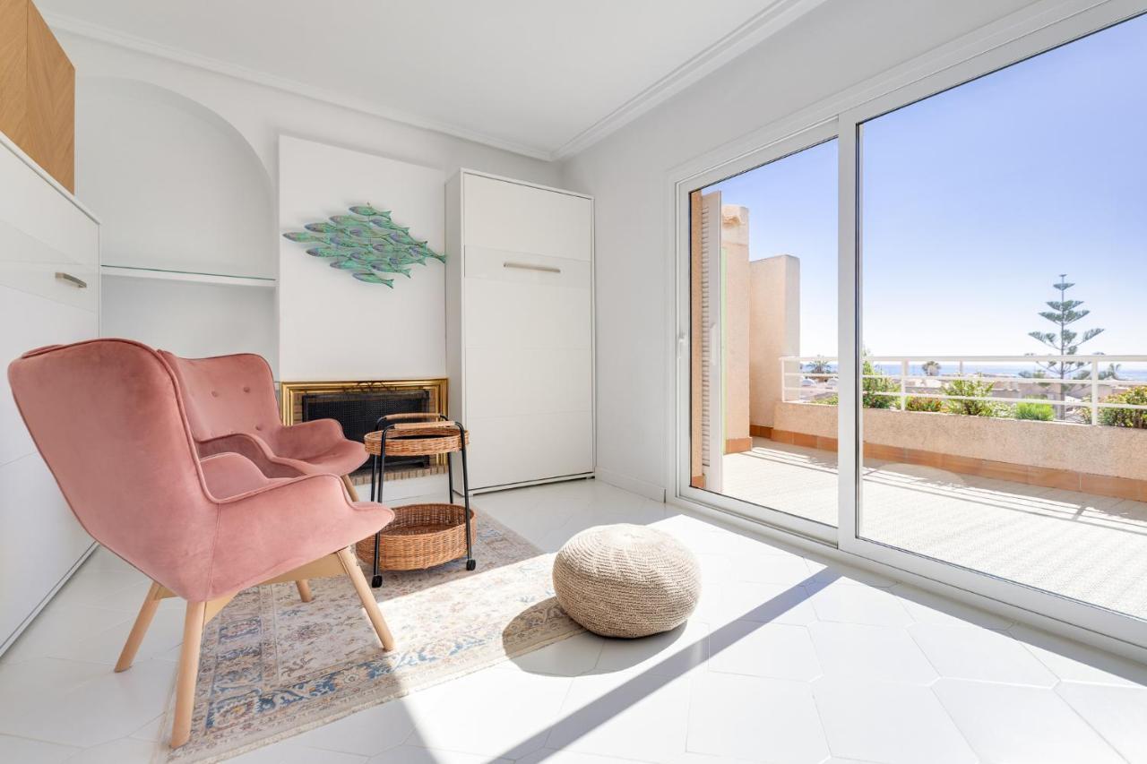 Flamenco Penthouse Sea View & Swimming Pool Apartment ตอร์เรเวียคา ภายนอก รูปภาพ